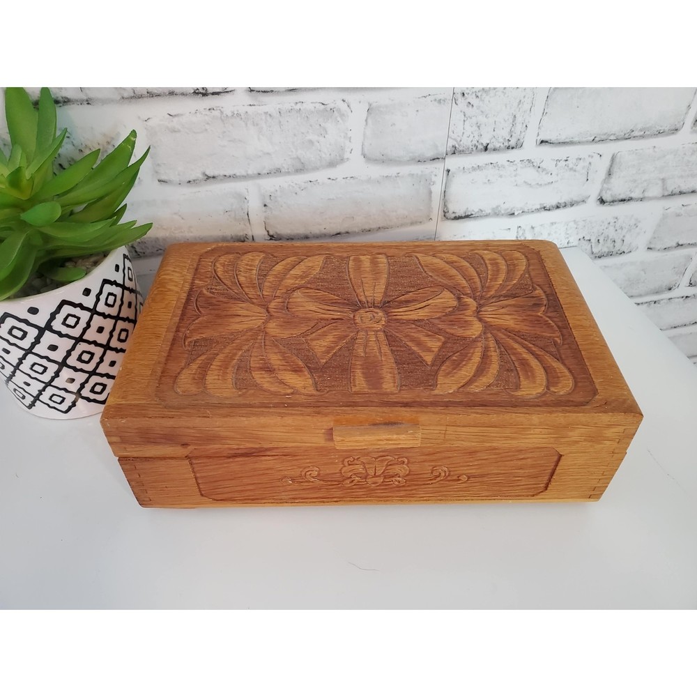 Vintage Carved floral Wood Jewelry Trinket Storage Box with Mirror